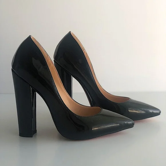 Black block high heels - Picture 3 of 9